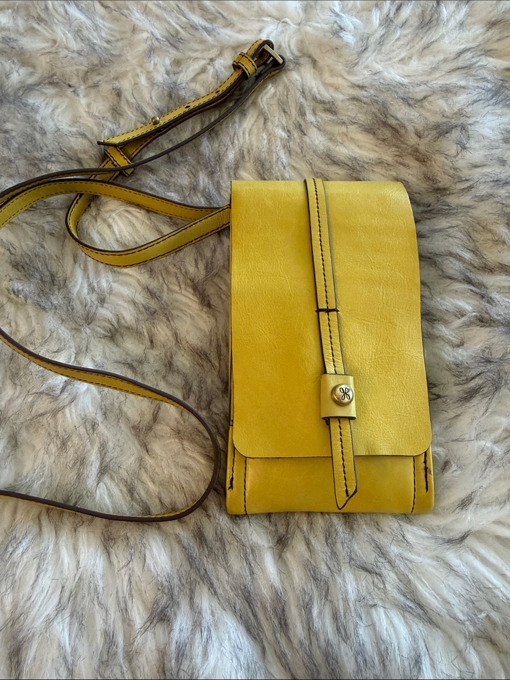 HOBO Yellow Leather Crossbody Bag - Unbranded